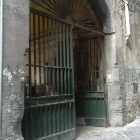 Five House Napoli